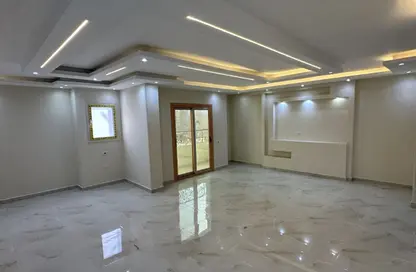 Apartment - 3 Bedrooms - 2 Bathrooms for sale in Al Lebeny Axis - El Mariouteya - Faisal - Hay El Haram - Giza