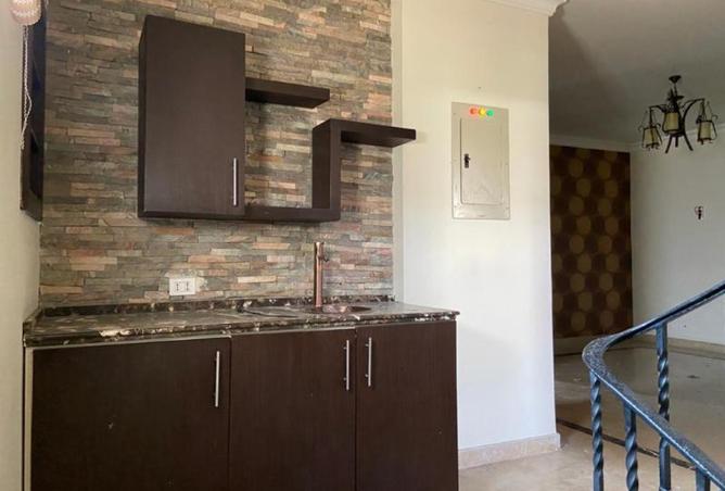 8438961 - Property Image 3