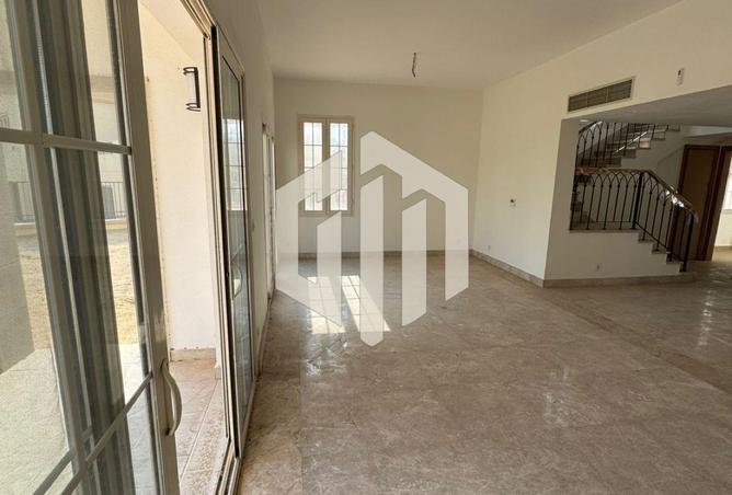 8212432 - Property Image 2