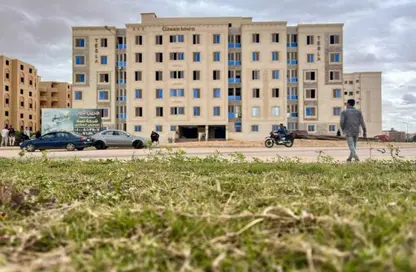 Apartment - 3 Bedrooms - 2 Bathrooms for sale in Ard Al Mokhabarat - Hadayek October - 6 October City - Giza