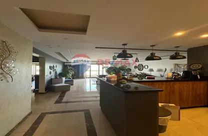 Apartment - 3 Bedrooms - 3 Bathrooms for sale in Tag Sultan - Ring Road - Cairo