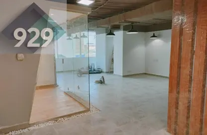 Office Space - Studio - 1 Bathroom for rent in V90 - North Teseen St. - The 5th Settlement - New Cairo City - Cairo