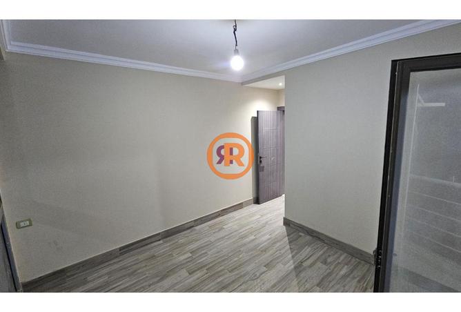 8369110 - Property Image 2