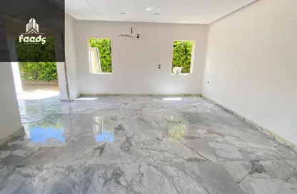 Villa - 6 Bedrooms - 6 Bathrooms for sale in Mivida - 5th Settlement Compounds - The 5th Settlement - New Cairo City - Cairo