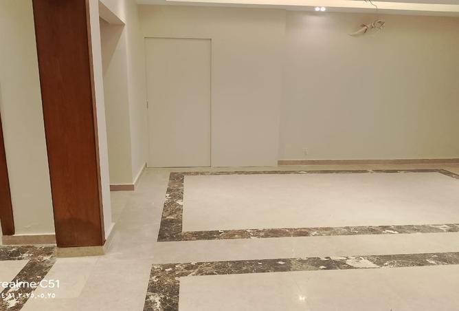 8137150 - Property Image 3