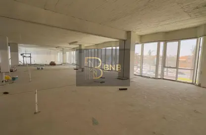 طابق كامل - استوديو - 4 حمامات للايجار في ريجينتس بارك - حى الاندلس - مدينة القاهرة الجديدة - القاهرة