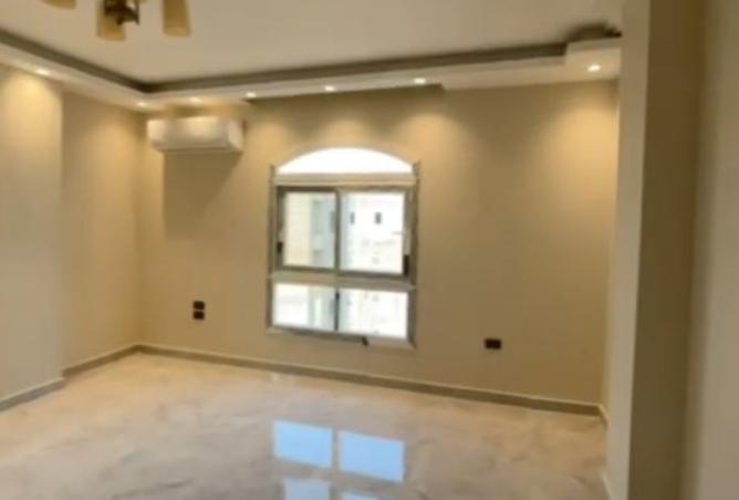 8432005 - Property Image 3