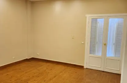 Apartment - 3 Bedrooms - 3 Bathrooms for sale in Al Agouza - Giza