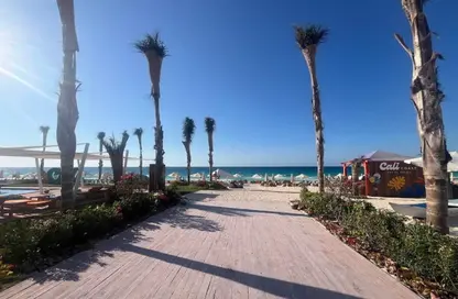 Chalet - 3 Bedrooms - 2 Bathrooms for sale in Mountain View - Ras Al Hekma - North Coast