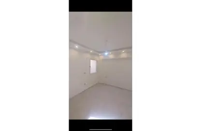 Apartment - 3 Bedrooms - 2 Bathrooms for sale in Degla Palms - Al Wahat Road - 6 October City - Giza