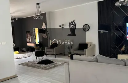 فيلا - 4 غرف نوم - 4 حمامات للايجار في پريڤادو - مدينتي - القاهرة