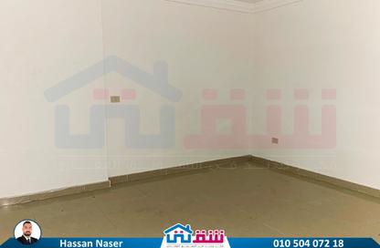 Apartment - 3 Bedrooms - 2 Bathrooms for rent in El Riada School St. - Smouha - Hay Sharq - Alexandria