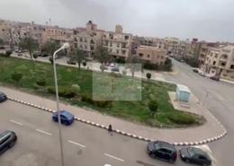 طابق كامل - 4 غرف نوم - 5 حمامات for للبيع in البنفسج 7 - البنفسج - مدينة القاهرة الجديدة - القاهرة