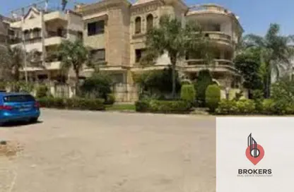 فيلا - 6 غرف نوم - 6 حمامات للبيع في حى جنوب الاكايمية - مدينة القاهرة الجديدة - القاهرة