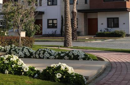 Townhouse - 5 Bedrooms - 5 Bathrooms for sale in Azzar 2 - 5th Settlement Compounds - The 5th Settlement - New Cairo City - Cairo