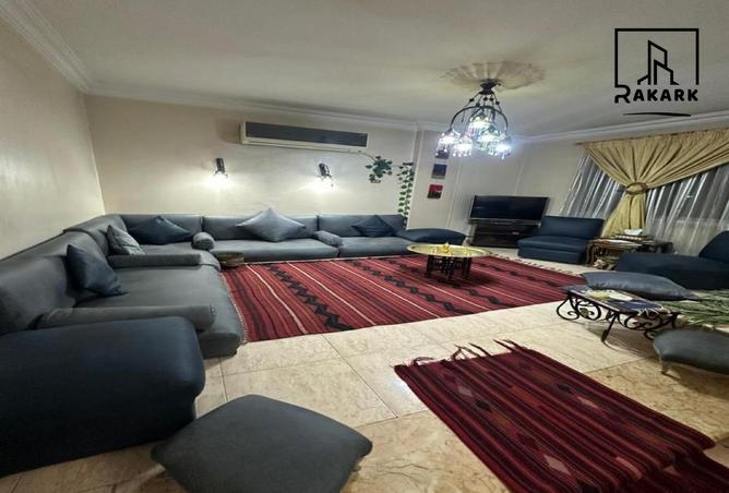 8421437 - Property Image 2