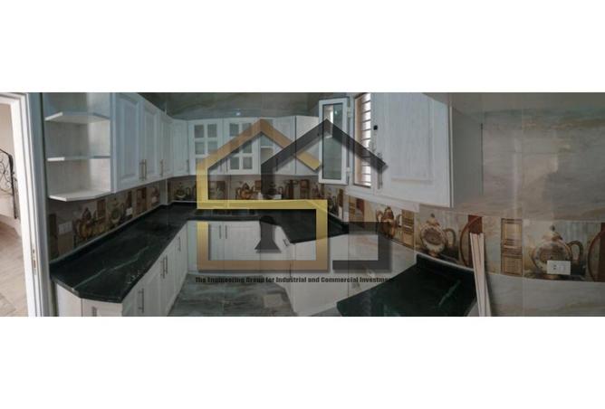 8373247 - Property Image 2