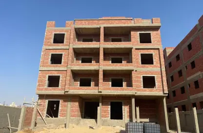 Apartment - 3 Bedrooms - 2 Bathrooms for sale in Bait Alwatan - The 5th Settlement - New Cairo City - Cairo
