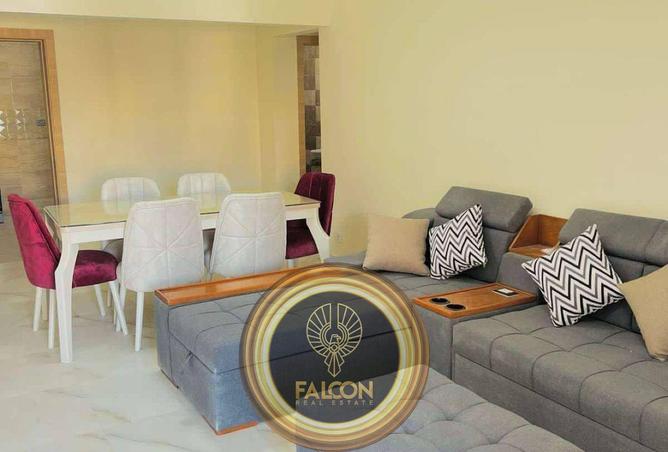 8222201 - Property Image 2