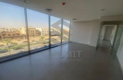 Office Space - Studio - 1 Bathroom for rent in Cairo Business Park - 5th Settlement Compounds - The 5th Settlement - New Cairo City - Cairo