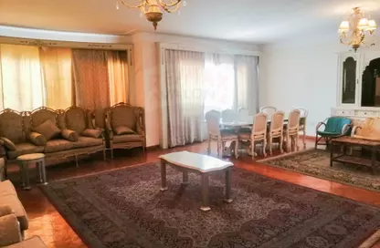 Apartment - 3 Bedrooms - 2 Bathrooms for rent in Abdel Salam Aref St. - Laurent - Hay Sharq - Alexandria