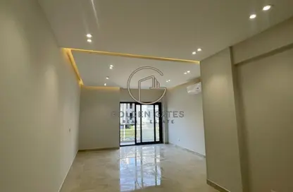 Apartment - 3 Bedrooms - 2 Bathrooms for rent in Moon Residences - Fifth Square - The 5th Settlement - New Cairo City - Cairo