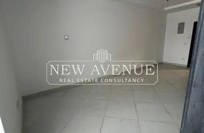 Clinic - Studio - 1 Bathroom for sale in East Hill - 5th Settlement Compounds - The 5th Settlement - New Cairo City - Cairo