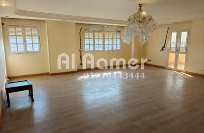 Apartment - 3 Bedrooms - 2 Bathrooms for rent in 6th Sector - Zahraa El Maadi - Hay El Maadi - Cairo Apartment - 3 Bedrooms - 2 Bathrooms for rent in 6th Sector - Zahraa El Maadi - Hay El Maadi - Cairo
