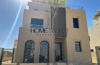 Villa - 4 Bedrooms - 5 Bathrooms for sale in Vye Sodic - New Zayed City - Sheikh Zayed City - Giza