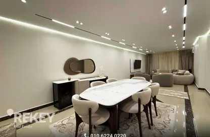 شقة - 3 غرف نوم - 2 حمامات للبيع في سان ستيفانو جراند بلازا - سان ستيفانو - حي شرق - الاسكندرية