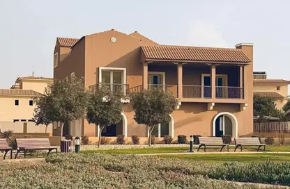 Villa - 5 Bedrooms - 5 Bathrooms for sale in Hyde Park - 5th Settlement Compounds - The 5th Settlement - New Cairo City - Cairo
