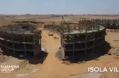 تاون هاوس - 7 غرف نوم - 7 حمامات للبيع في فلل ايسولا - مدينة زايد الجديدة - الشيخ زايد - الجيزة