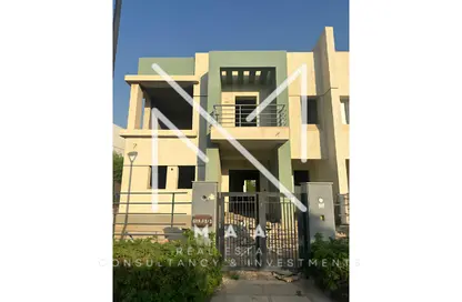 Twin House - 3 Bedrooms - 3 Bathrooms for sale in Madinaty - Cairo