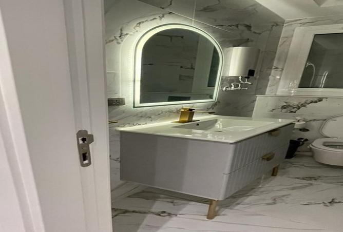 8004879 - Property Image 3