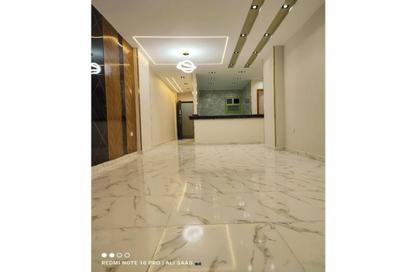 Apartment - 3 Bedrooms - 2 Bathrooms for sale in Gate 4 - Mena - Hadayek El Ahram - Giza