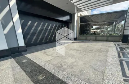 محل تجاري - استوديو - 2 حمامات للايجار في شارع ال ٩٠ الجنوبي - شارع التسعين الجنوبي - التجمع الخامس - مدينة القاهرة الجديدة - القاهرة