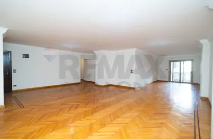 Apartment - 3 Bedrooms - 2 Bathrooms for sale in Tharwat - Hay Sharq - Alexandria