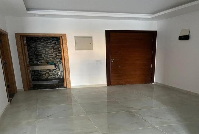 8452368 - Property Image 2