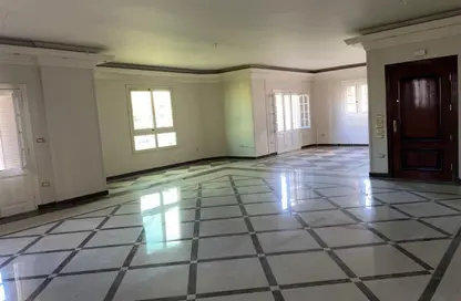 Apartment - 4 Bedrooms - 3 Bathrooms for rent in 1st Settlement Post office St. - The 1st Settlement - New Cairo City - Cairo