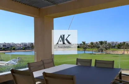 شاليه - 4 غرف نوم - 4 حمامات للبيع في هاسييندا باي - سيدي عبد الرحمن - الساحل الشمالي
