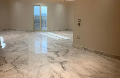 مساحات مكتبية - استوديو - 3 حمامات للايجار في شارع بغداد - الكوربة - مصر الجديدة - القاهرة