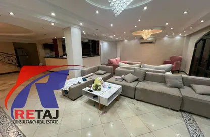 شقة - 5 غرف نوم - 4 حمامات للايجار في حى اسكان الجامعه الامريكية - كمبوندات التجمع الخامس - التجمع الخامس - مدينة القاهرة الجديدة - القاهرة