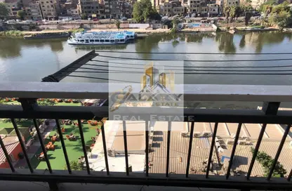 Apartment - 2 Bedrooms - 1 Bathroom for sale in Abou Al Feda St. - Zamalek - Cairo