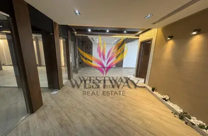 Office Space - Studio - 4 Bathrooms for rent in The portal - Beverly Hills - Sheikh Zayed Compounds - Sheikh Zayed City - Giza