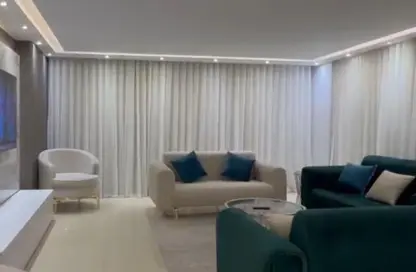 Apartment - 3 Bedrooms - 3 Bathrooms for sale in Tehran Square - Dokki - Giza