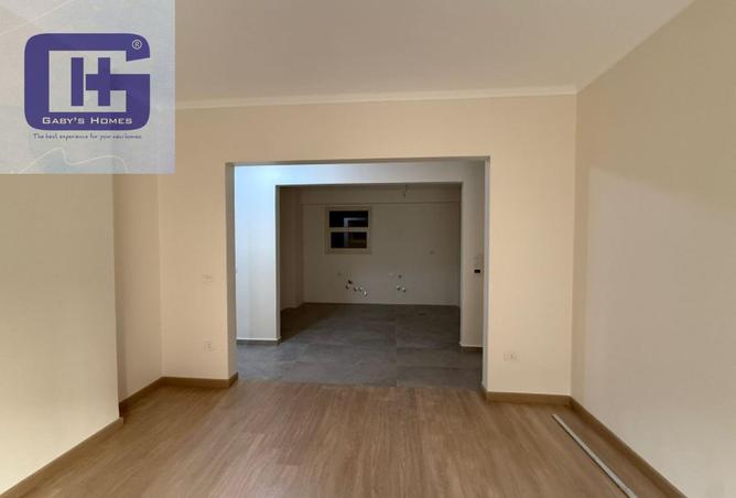 8456707 - Property Image 3