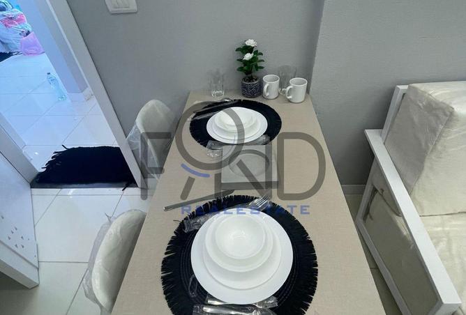 8205827 - Property Image 2