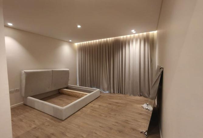 8561870 - Property Image 3