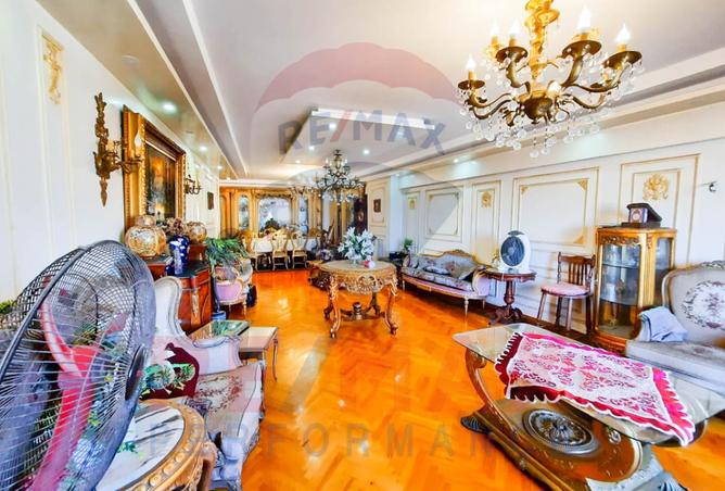 8113480 - Property Image 2