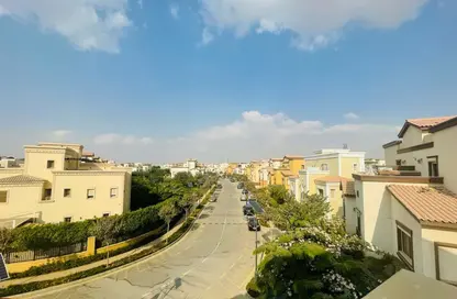 فيلا - 4 غرف نوم - 3 حمامات للايجار في ميفيدا - كمبوندات التجمع الخامس - التجمع الخامس - مدينة القاهرة الجديدة - القاهرة